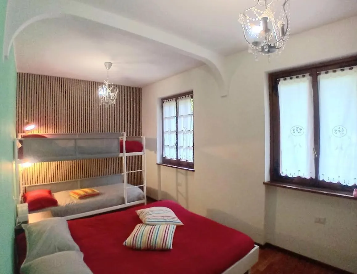 Aparthotel Il Larice D' Oro Sueglio Italien